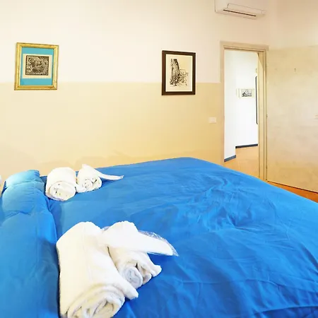 San Lorenzo Dome Apartament *